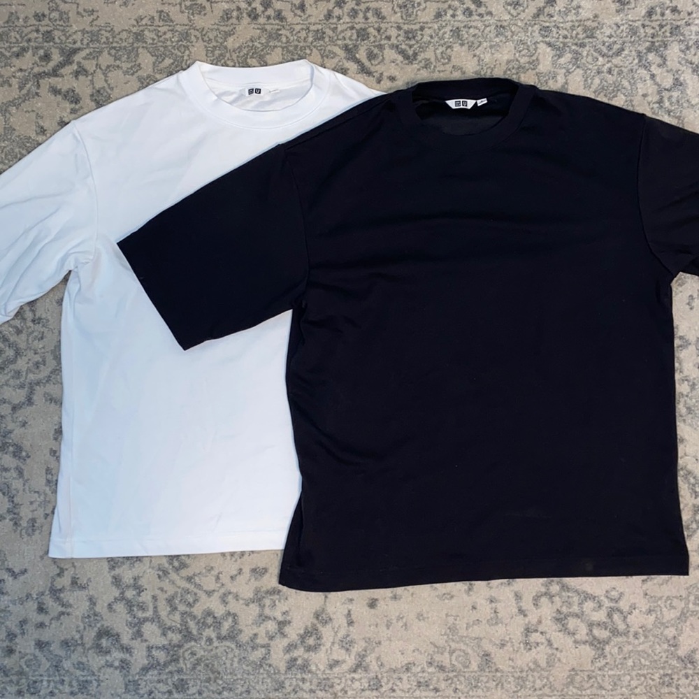 UNIQLO Basic T-shirts